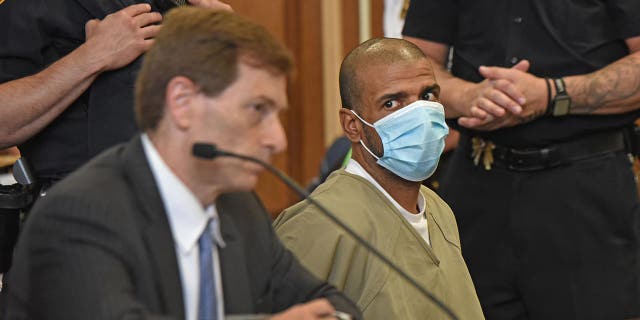 EMT stabber in court
