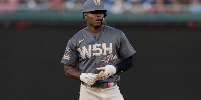 Washington Nationals' Stone Garrett looks on during game