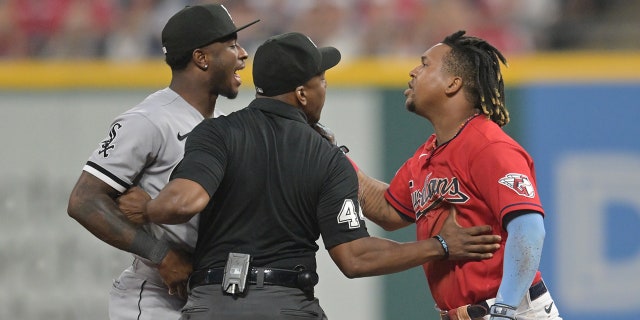 Tim Anderson and Jose Ramirez yell at each other