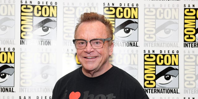 Close up of Tom Arnold smiling