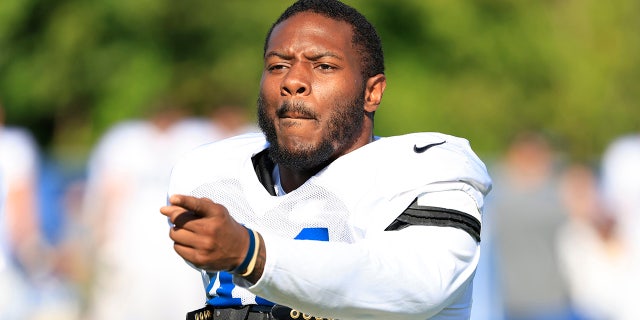 Zaire Franklin reacts during a practice