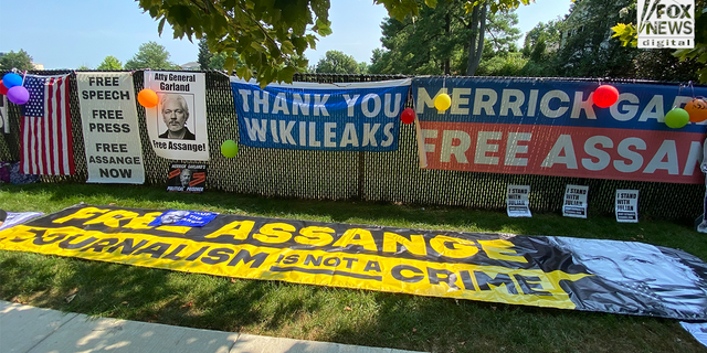 Vigil for Julian Assange