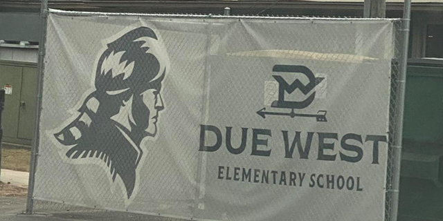 Due West Elementary School Logo