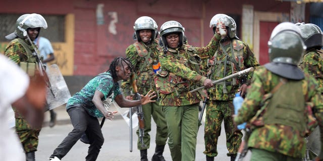 Police clash in Kenya