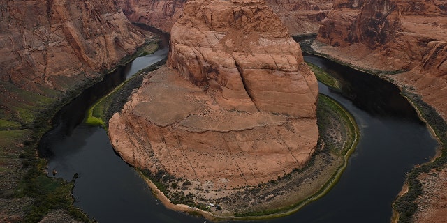 Horseshoe bend
