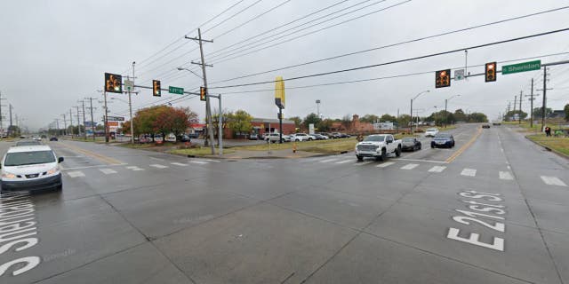 21st Street and Sheridan Street intersection