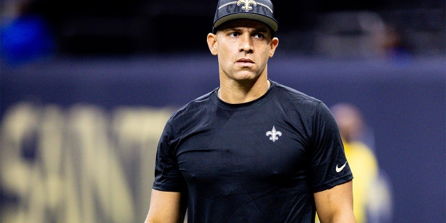 Jimmy Graham before a preseason game