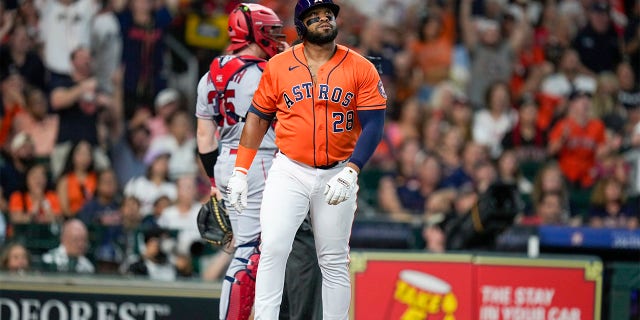 Jon Singleton watches his home run