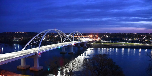 A view of Little Rock, Arkansas at night