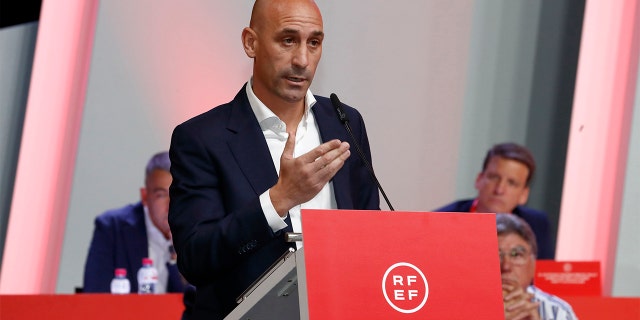 Luis Rubiales speaks at an emergency general assembly meeting