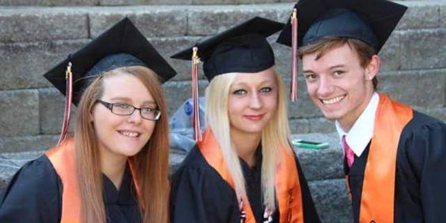 melissa smith and friends at high school graduation in kentucky