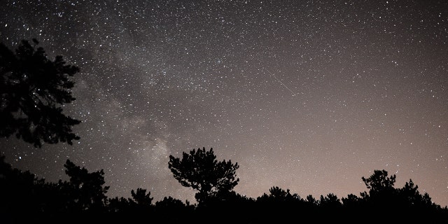 A night sky full of stars