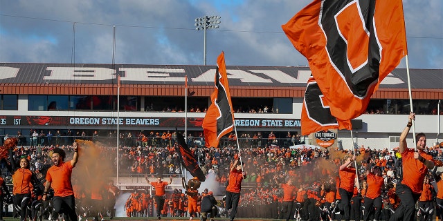 Oregon vs. Oregon St.