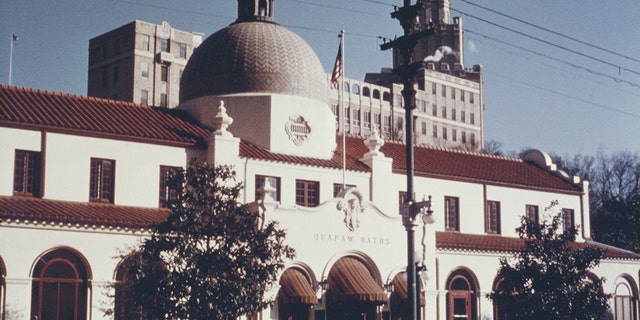 Quapaw Bathhouse 