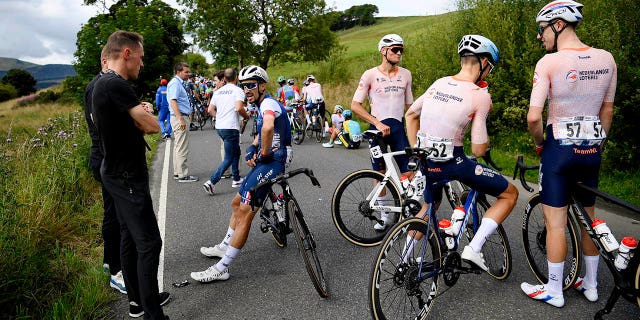 Protesters interrupt UCI Cycling World Championships