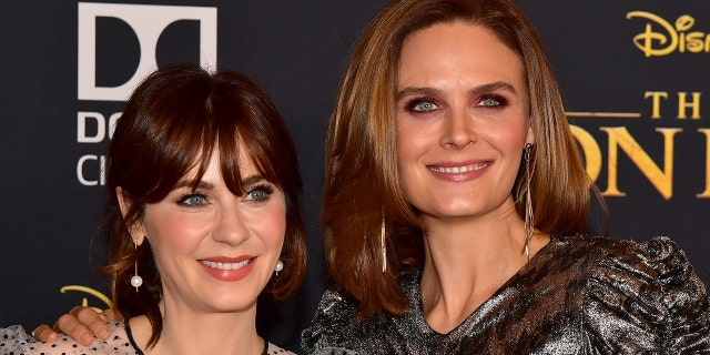 Zooey and Emily Deschanel at the premiere of "The Lion King"