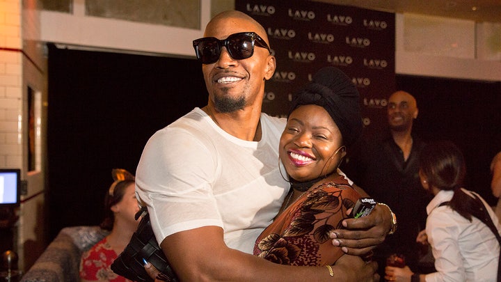 Jamie Foxx returns missing purse to woman in Chicago