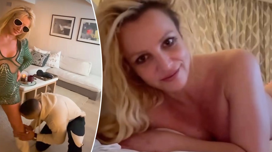 896px x 500px - Britney Spears gets licked by mystery man, goes topless in new videos  shared days after announcing divorce | Fox News
