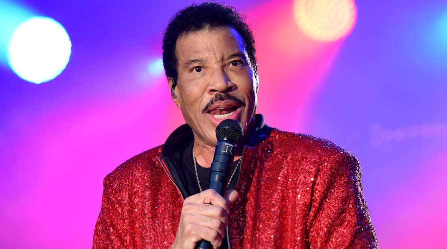 Lionel Richie apologizes for canceling his concert at Madison Square Garden