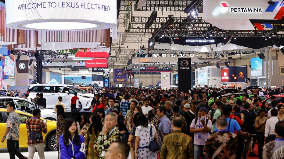 Indonesia’s electric vehicle push complicated by price concerns, low confidence