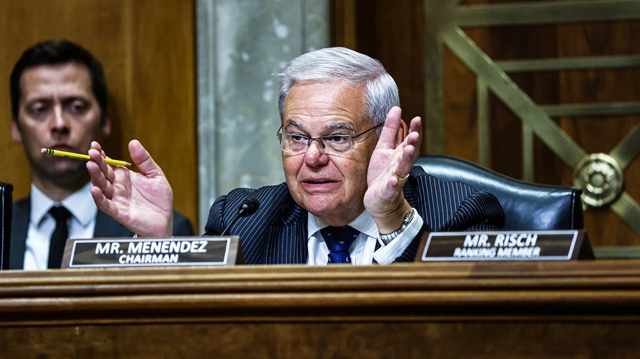 Democratic Sen. Bob Menendez facing indictment on bribery charges