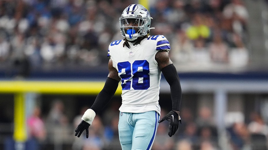 Cowboys ink Malik Hooker to 3-year extension; Dallas secondary