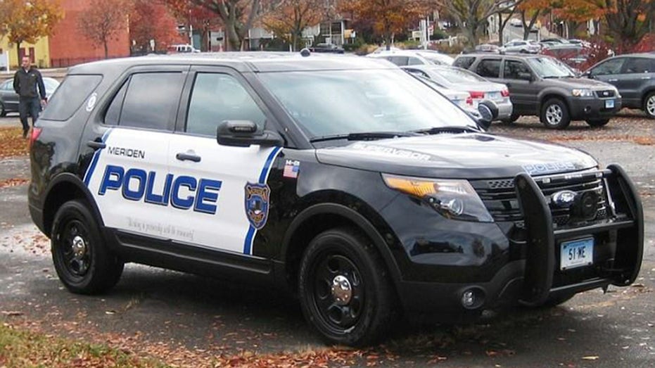 Off-duty Connecticut cop who punched motorist in road rage incident will keep job