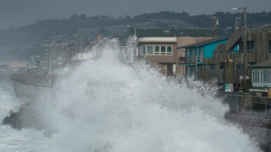 California winter waves may be growing as planet warms, researcher says