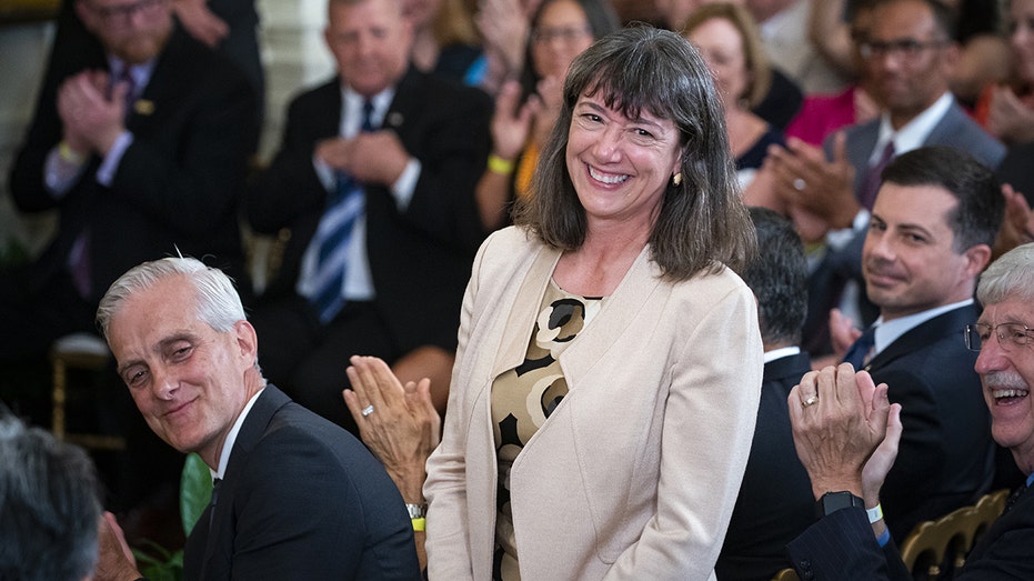 Watchdog group calls out Biden NIH nominee over medical malpractice suits: ‘Arrogant surgeon’