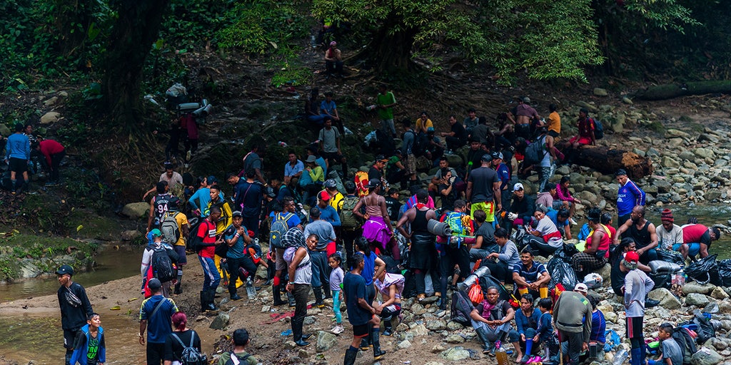 Colombian elected officials charging millions on packages to guide migrants toward US border, report says - Vimarsana News