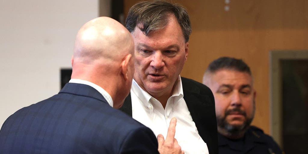 Suspected Gilgo Beach serial killer linked to two more victims by explosive new testimony, lawyers say - Vimarsana News