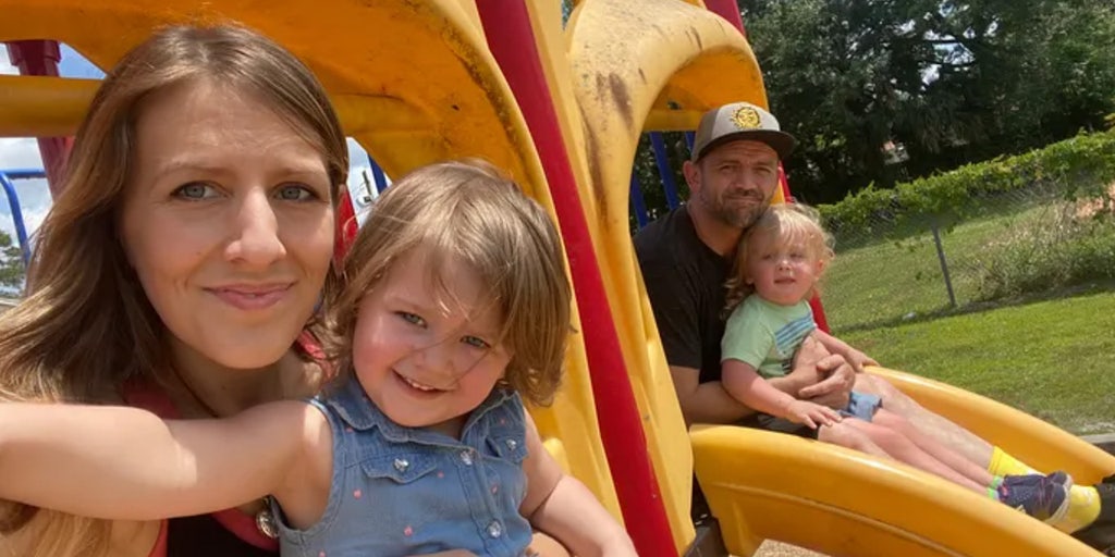 4-year-old twins suffocate in toy chest: 'Their souls were too perfect,' mom says - Vimarsana News