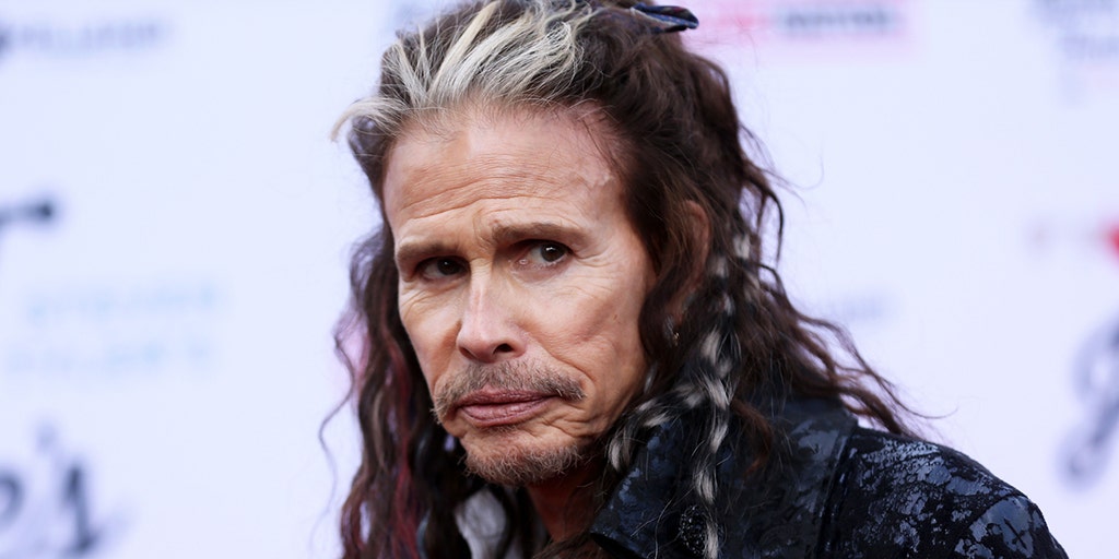 Steven Tyler's Personal Life, Siblings, Parents, Husbands And Other Family  »