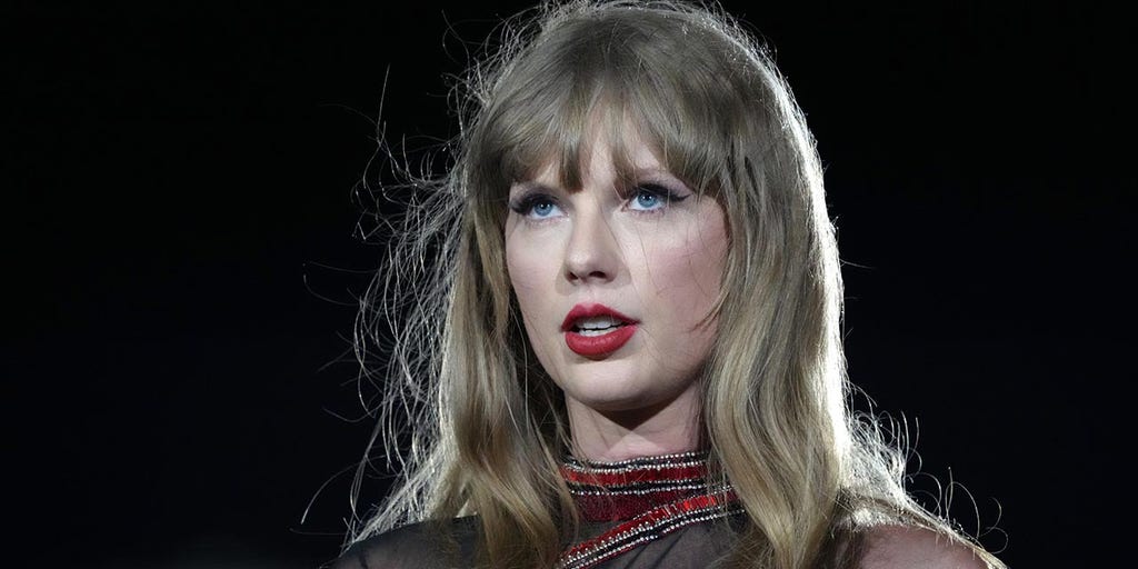 Taylor Swift: X searches crash after explicit AI photos