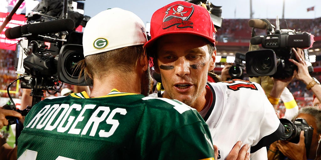 49ers: Tom Brady or Aaron Rodgers, or neither?