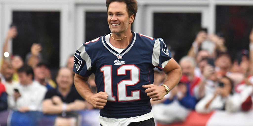 Tom Brady makes Gillette Stadium return after retirement: 'I am a Patriot  for life'