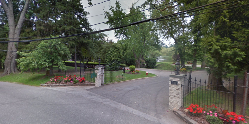 New York man arrested after allegedly biting officer breaking up wedding brawl - Vimarsana News