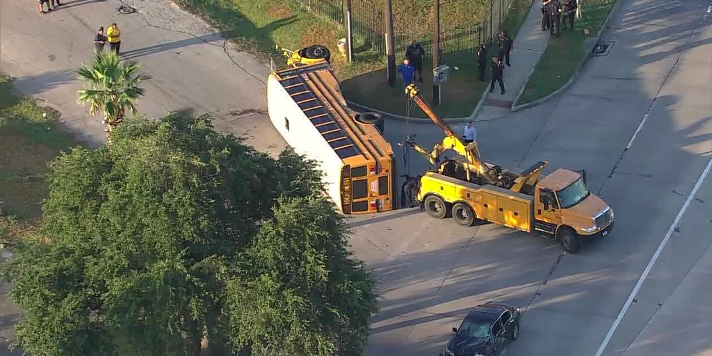 Safety experts warn of deadly risk schools keep taking with kids as bus crashes keep piling up - Vimarsana News