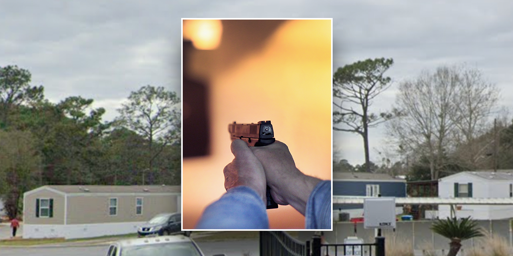 Gun-toting Florida man turns tables on sister's ex who broke down front door: police - Vimarsana News