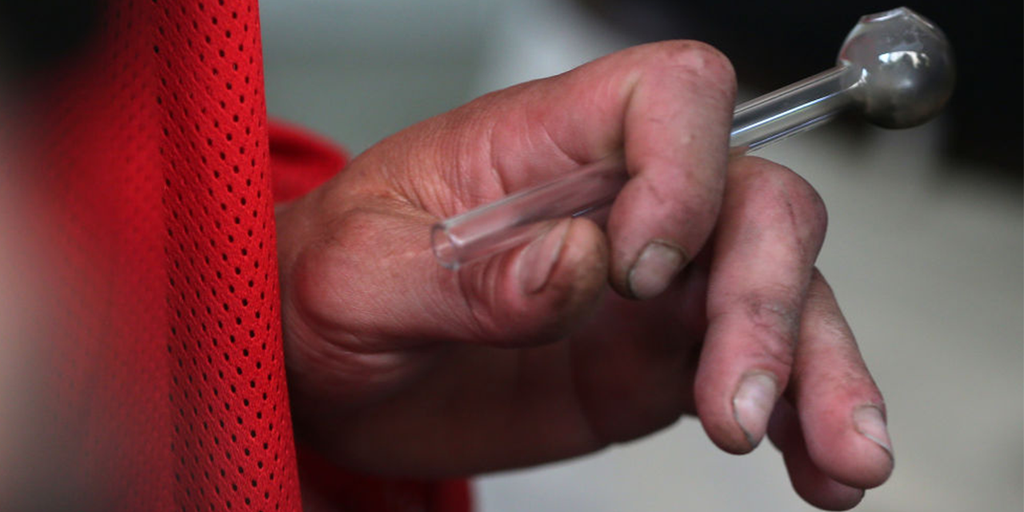 Texas drug recovery group awarded $800K grant from Biden admin for 'harm reduction' distributes crack pipes - Vimarsana News