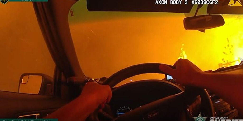 'Unless you wanna die!' deputy shouts in deadly wildfire evacuation bodycam footage - Vimarsana News
