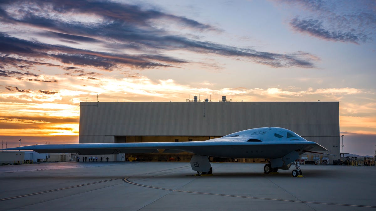 Air Force Releases Most Detailed Images Yet Of Secretive Raider Nuclear ...