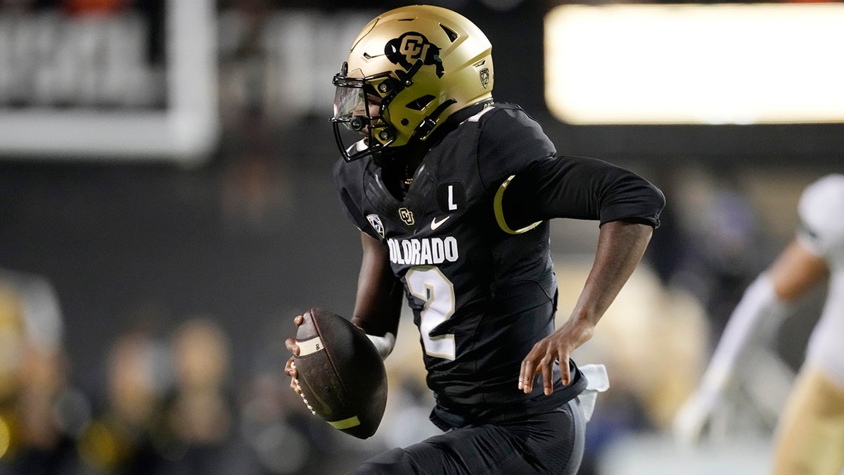 Colorado's Shedeur Sanders Taps Into 'Brady Mode' To Lead Buffaloes To ...