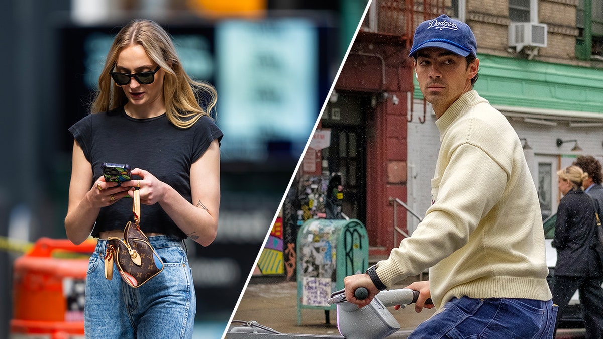 Sophie Turner olha para baixo e envia mensagens de texto enquanto caminha pelas ruas de Tribeca dividindo Joe Jonas em uma bicicleta na cidade de Nova York