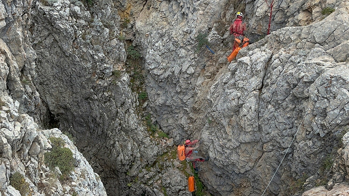 Trapped American Shares Inspiring Video Message From Turkish Cave   AP23250571615469 