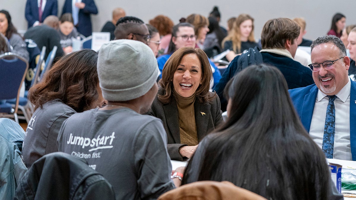 Kamala Harris meets with college students