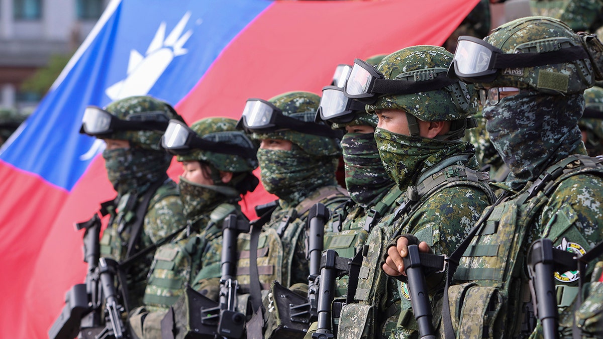 Taiwan soldiers