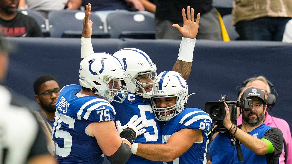 Colts' Anthony Richardson Leaves Game With Concussion After Scoring 2 ...