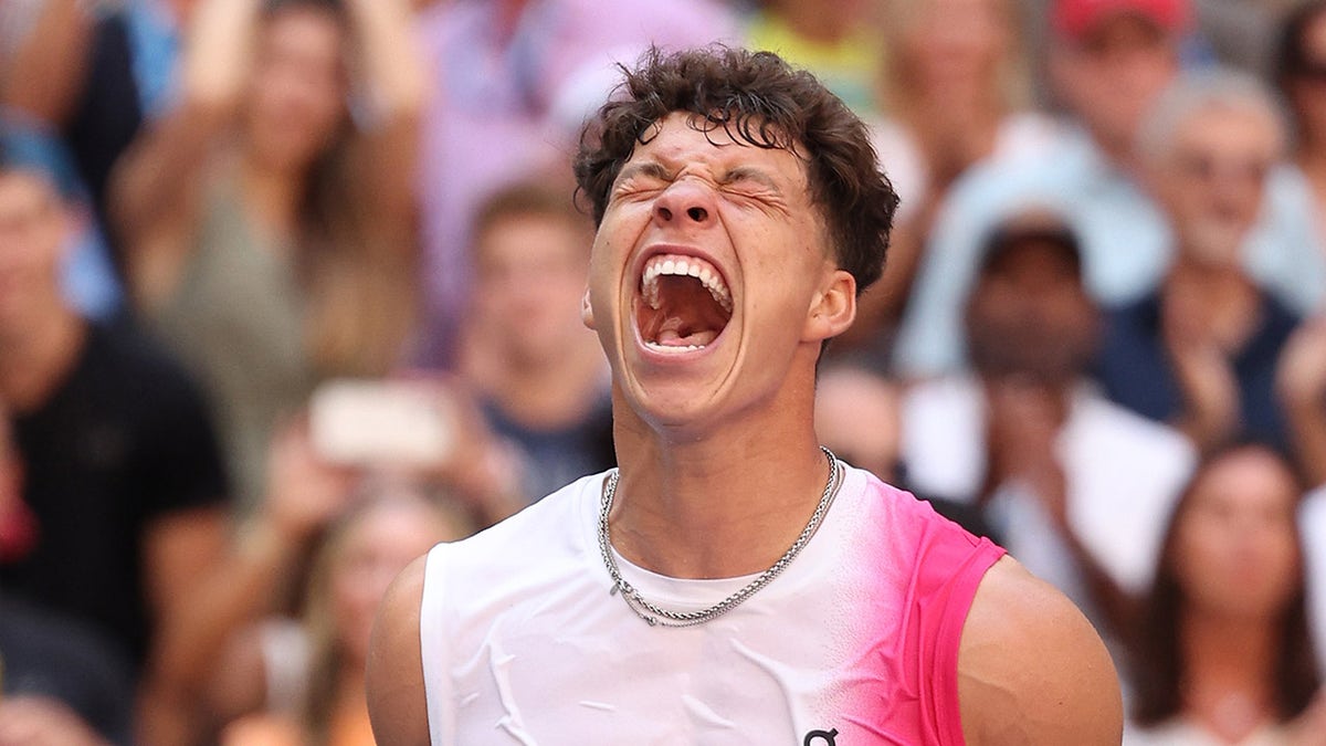 20-year-old Ben Shelton Uses 149 Mph Serves To Make US Open History On ...