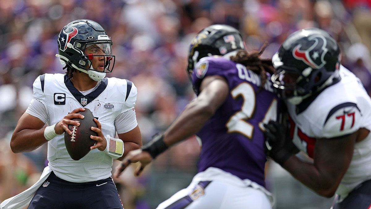CJ Stroud looks to pass